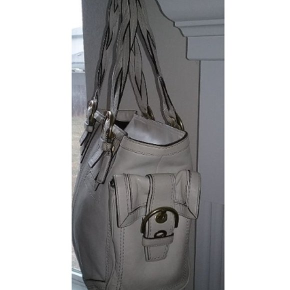 RARE ~ Coach Mia X-Large Tote, Ivory - Picture 2 of 6